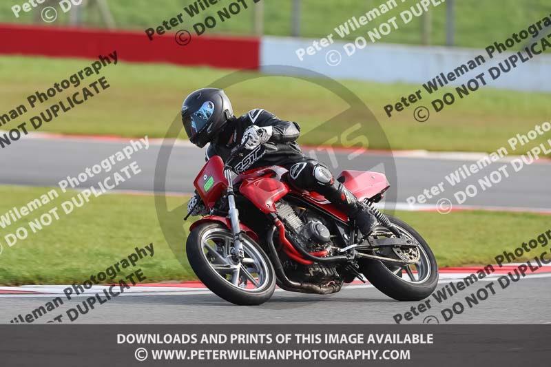 donington no limits trackday;donington park photographs;donington trackday photographs;no limits trackdays;peter wileman photography;trackday digital images;trackday photos